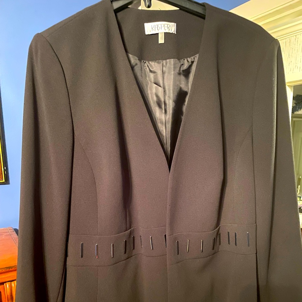 Genuine Kasper Black Gem Blazer, New w/ tag, smoke free, animal free, no snags
